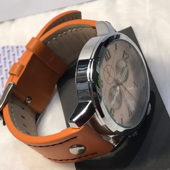 Watch - Picture 4 of 7